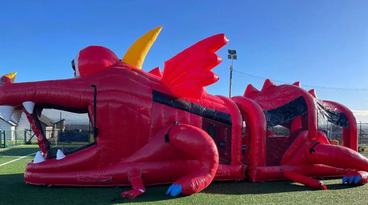 dragon shaped inflatable obstacle course for kids